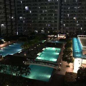 With Balcony At Makati Sm Jazz Makati City